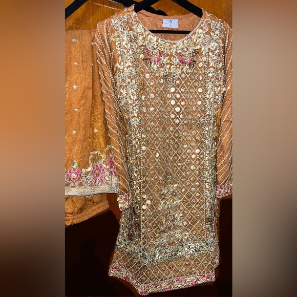 Malhaar Orange Gharara 3 Piece Size 36 - Picture 2 of 6